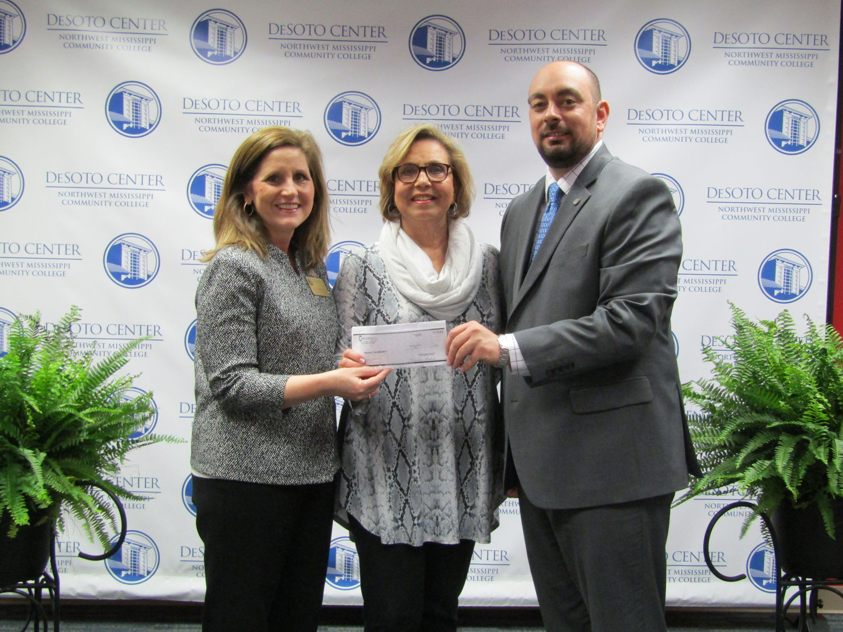 SecurTrust Scholarship FCU offers scholarship